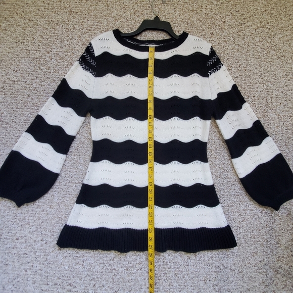 Balloon Sleeve Striped Sweater sz M (Juniors) - Picture 3 of 7